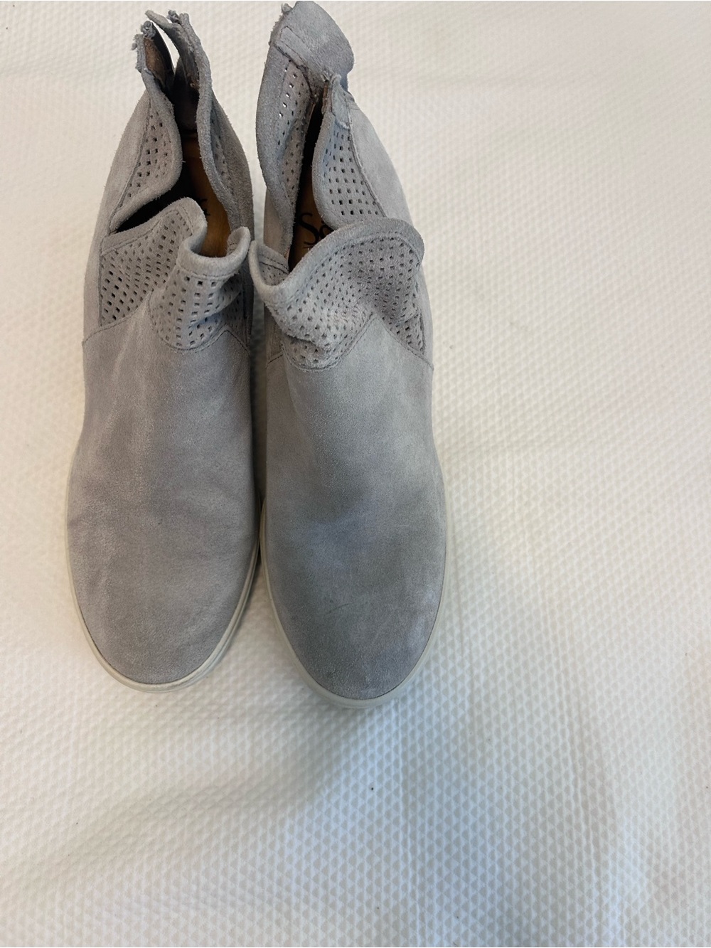Women’s Light Gray Suede Slip-On Ankle Sneakers
